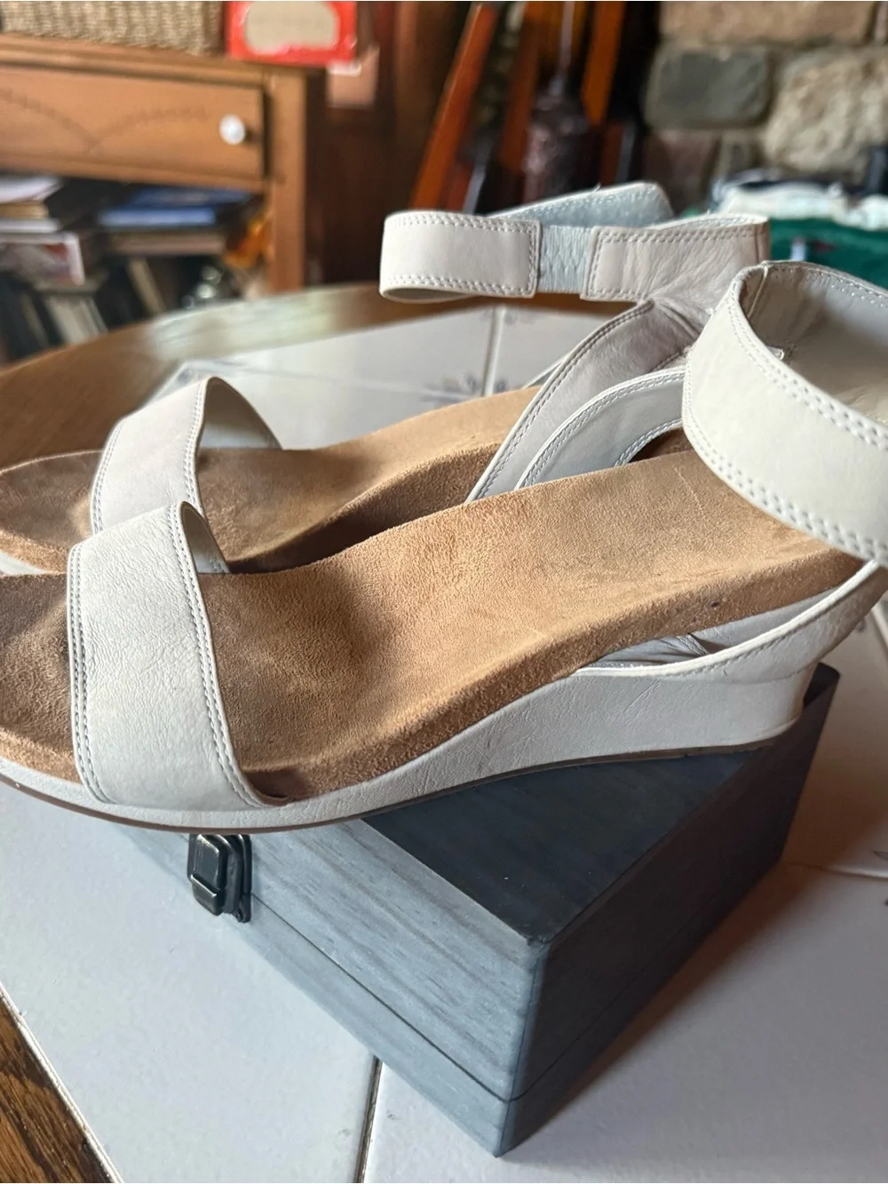 Lucky Brand Cream Wedge Sandals